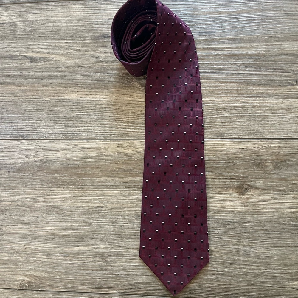 Joseph & Feiss Burgundy Polka Dot Silk Tie‎